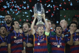 UEFA Supertaurės mače - "Barcelona" komandos triumfas