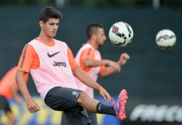 Prie "Juventus" treniruočių prisijungęs A.Morata iš karto patyrė traumą