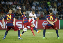 Neįtikėtinose rungtynėse Pedro įvartis padovanojo "Barcelona" klubui UEFA Supertaurę (VIDEO)