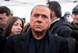 S.Berlusconi: "Taip, aš noriu parduoti "Milan"