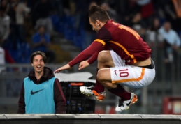Serie A: "Roma" į priekį vėl vedė F. Totti, o "Juventus" iškovojo dar vieną pergalę (VIDEO)