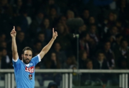 Serie A: "Roma" ir "Napoli" laimėjo, o "Juventus" nusileido "Hellas" (VIDEO)