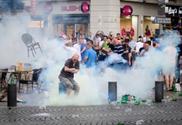 Neramumai Prancūzijoje: anglų sirgaliai toliau siaubia Marselį (FOTO)