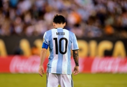 L. Messi persigalvojo: puolėjas grįžta į rinktinę