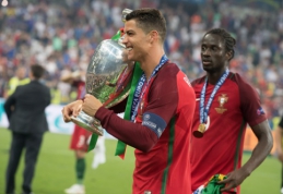 Pasirodė išskirtinis C. Ronaldo vaizdo įrašas po triumfo Europos čempionate (VIDEO)
