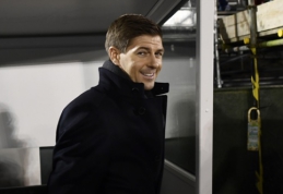 S. Gerrardas dirbs "Liverpool" klubo akademijoje