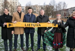 Prieš didelius pokyčius Vilniuje iškilmingai atidaryta mažojo futbolo aikštelė