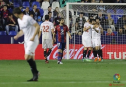 "Sevilla" krachas tęsiasi: "Levante" nugalėjo septintas rungtynes iš eilės nelaiminčius andalūzus (VIDEO)