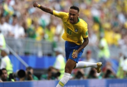 Neymaro vedama Brazilija eliminavo meksikiečius ir žengė į ketvirtfinalį 