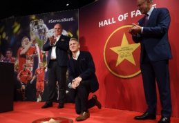 B. Schweinsteigeris tapo 18-uoju "Bayern" šlovės muziejaus nariu