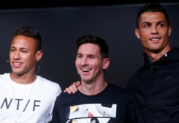 Neymaras: "Mokausi iš Messi ir Ronaldo kiekvieną dieną"