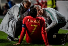 Traumą patyręs C. Ronaldo nepanikuoja: "Pažįstu savo kūną"