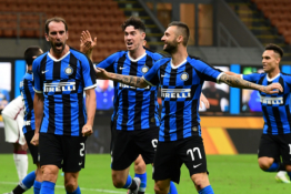 „Serie A“: „Inter“ tik rungtynių pabaigoje išplėšė lygiąsias prieš „AS Roma“ 