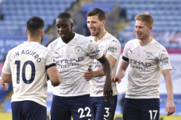 „Leicester“ nukovusi „Man City“ užtikrintai žygiuoja trofėjaus link 