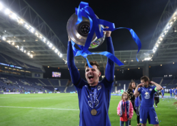 „Man Utd“ pamėgins įsigyti M. Mountą