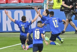 Italai po 120 minučių kovos žengė į Europos čempionato ketvirtfinalį