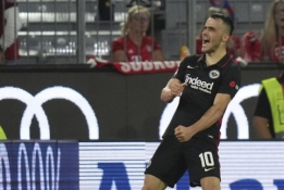 F. Kostičiaus ir K. Trappo duetas išrašė „Bayern“ pirmą sezono pralaimėjimą