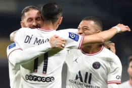 „Marseille“ pergalė dar kol kas neleido PSG triumfuoti Prancūzijoje