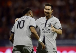 Nuostabus Messi ir Neymaro duetas leido PSG atidaryti sezoną pergalingai
