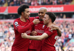 „Liverpool“ po atkaklios kovos palaužė „Forest“ ekipos futbolininkus