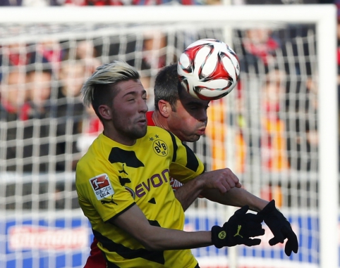 "Borussia" iškovojo ilgai lauktą pergalę, "Bayern" atsitiesė po dviejų nesėkmių (FOTO)