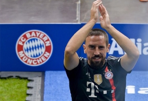 Rummenigge: karjerą rinktinėje baigęs F.Ribery nebus diskvalifikuotas