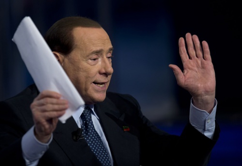 S.Berlusconi: C.Ancelotti "Milan" klubui padeda žaidėjų rinkoje
