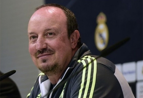 R.Benitezas lieka "Real" treneriu