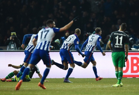 Kovoje dėl trečios vietos - "Hertha" ekipos pergalė prieš "Schalke" (VIDEO)