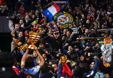 PSG "Coupe de la Ligue" iškovojo net ir likęs dešimtyje (VIDEO)