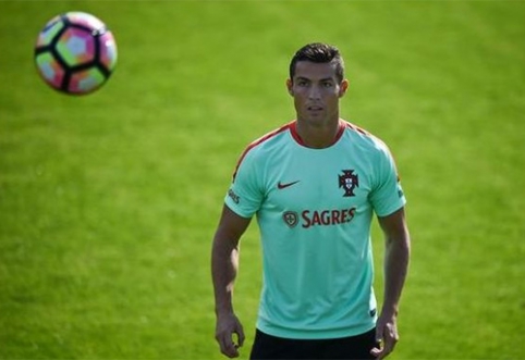 Spauda: C.Ronaldo meilės istorijos - planas pagerinti žaidėjo įvaizdį?