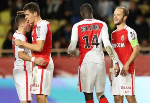 Ligue 1: triuškinanti "Monaco" pergalė prieš "Marseille" bei "Guingamp" lygiosios su "Caen" (VIDEO)