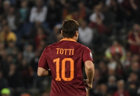 Atsisveikinimas su legenda: F. Totti sužais savo paskutines karjeros rungtynes (VIDEO)