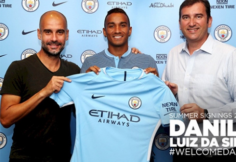 Oficialu: "Man City" nusipirko Danilo