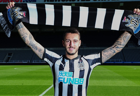 Oficialu: "Newcastle" pasipildė puolėju Joselu