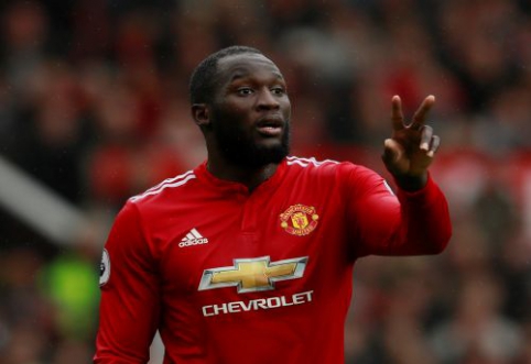 R. Lukaku mama turėdavo nešiotis gimimo liudijimą, kai jis žaidė tarp vaikų