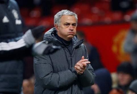 Galimybės įsigyti A. Sanchezą neatmetęs J. Mourinho: jis yra fenomenalus žaidėjas