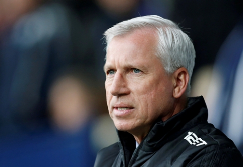 Išsiskyrė A. Pardew ir "West Brom" keliai