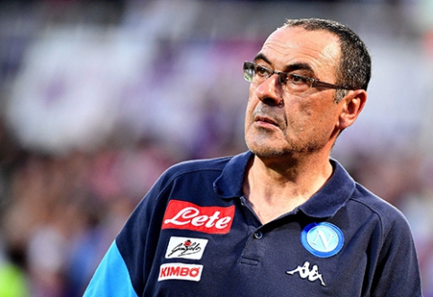 Tapęs "Chelsea" treneriu, M.Sarri viliotų "Juventus" puolėją