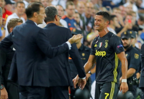Su ašaromis aikštę palikęs C. Ronaldo buvo nubaustas nepelnytai? (apklausa)
