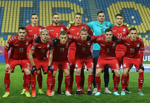 Prasti popieriai: FIFA reitinge Lietuvos rinktinę aplenkė Andora ir Kosovas