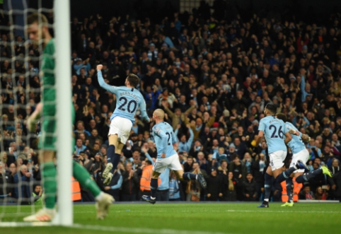 Mančesterio derbyje triumfavo "Man City", "Arsenal" mačo pabaigoje išvengė pralaimėjimo