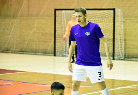 Futsal A lygos pirmojo rato simbolinis penketas
