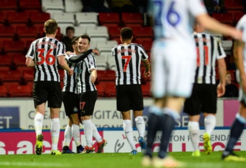 "Newcastle" po pratęsimo prasibrovė į kitą FA taurės etapą
