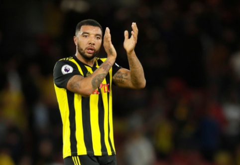 FA prašo T. Deeney pasiaiškinimo apie savo komentarą