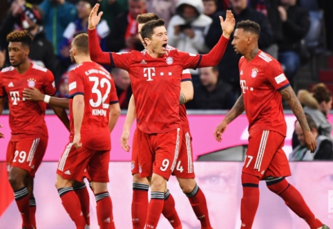 "Bundesliga": triuškinanti "Bayern" pergalė ir J. Rodriguezo "hat-trickas"