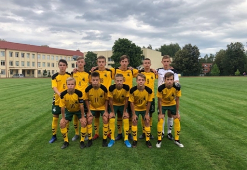 UEFA turnyre – pirmoji U-15 rinktinės pergalė