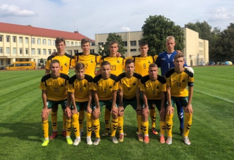 U-18 rinktinė pelnė du įvarčius, bet vis tiek pralaimėjo