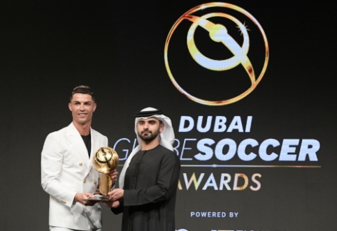 C. Ronaldo pripažintas geriausiu planetos futbolininku "Globe Soccer" rinkimuose