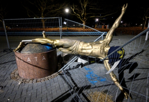 Malmėje neliko skandalingosios Z. Ibrahimovičiaus statulos